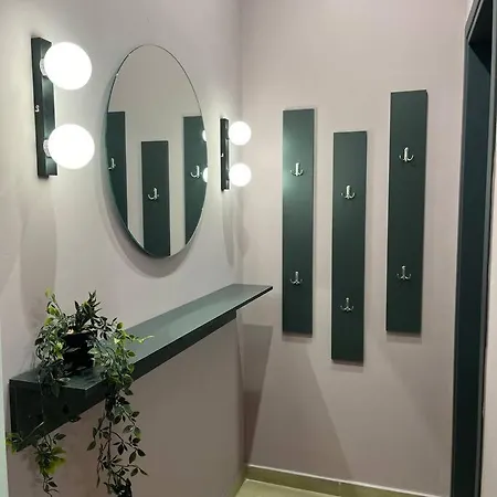 Km Ethnikis Amynis B شقة *